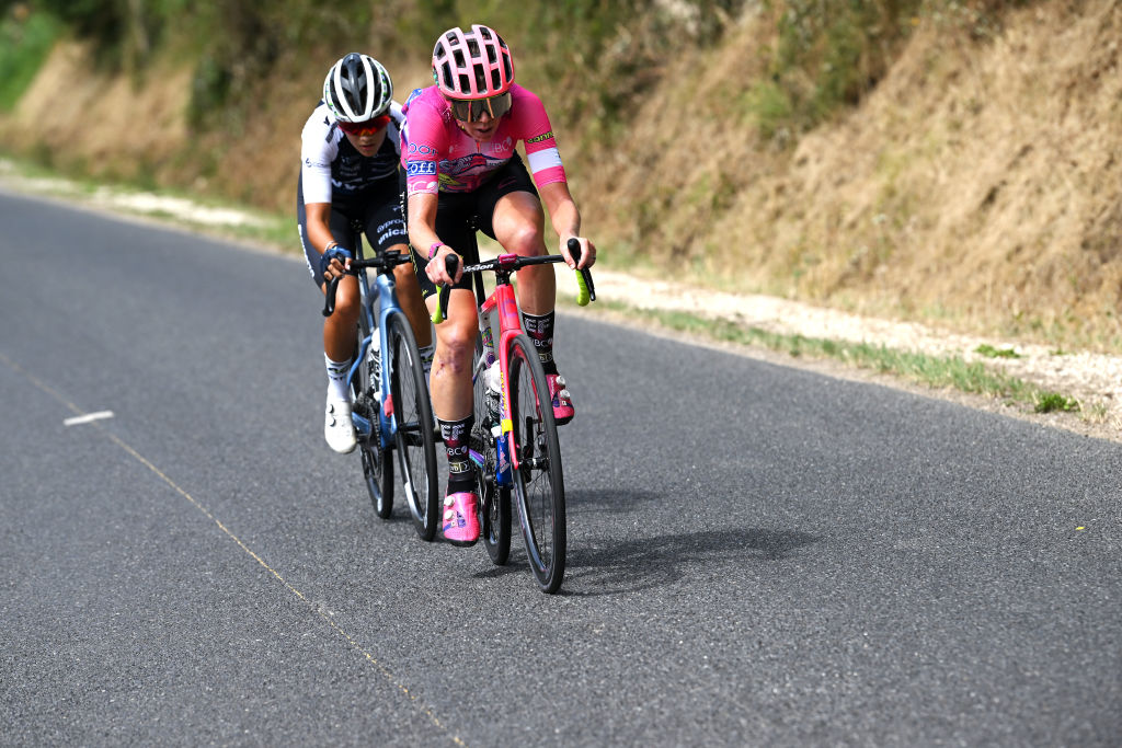 Emily Newsom (EF Education-Tibco-SVB) and Anya Louw (AG Insurance-NXTG) were the first to attack