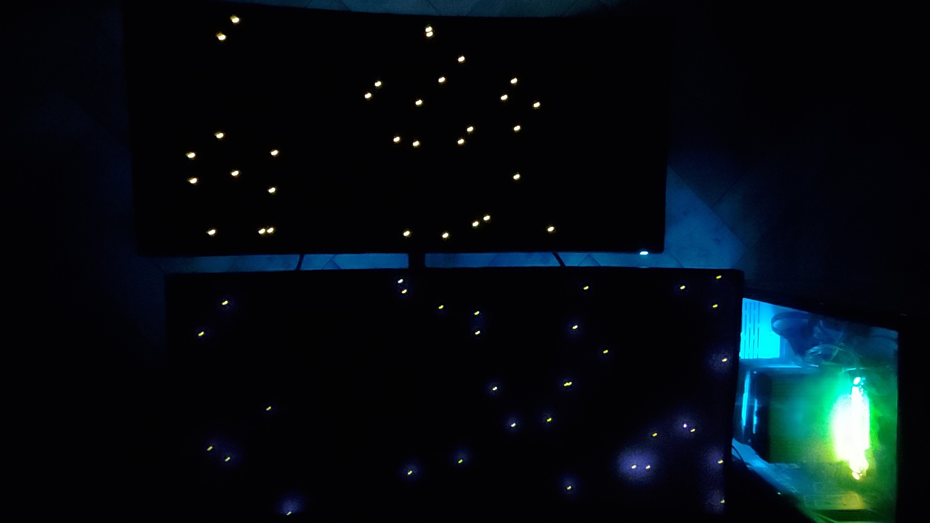 Alienware AW3423DWF OLED vs MP mini-LED bloom test