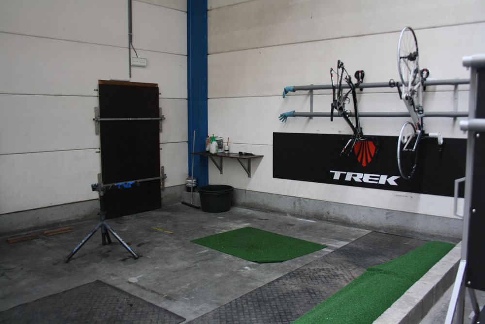The indoor bike wash