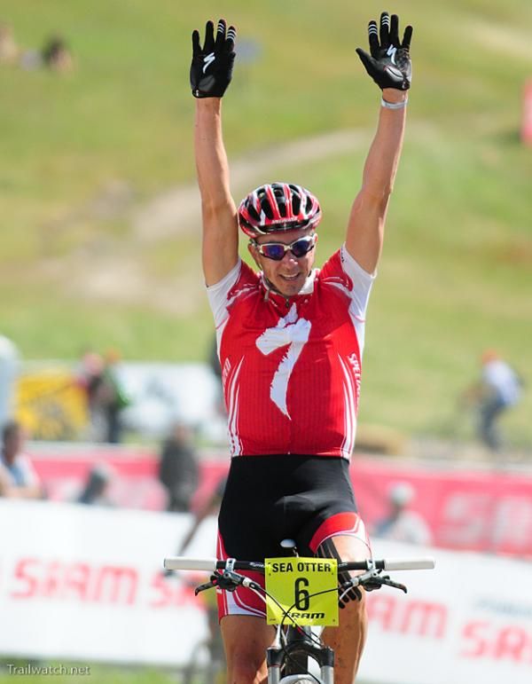 Todd Wells (Specialized) celebrates his win in the elite men's short track at Sea Otter.