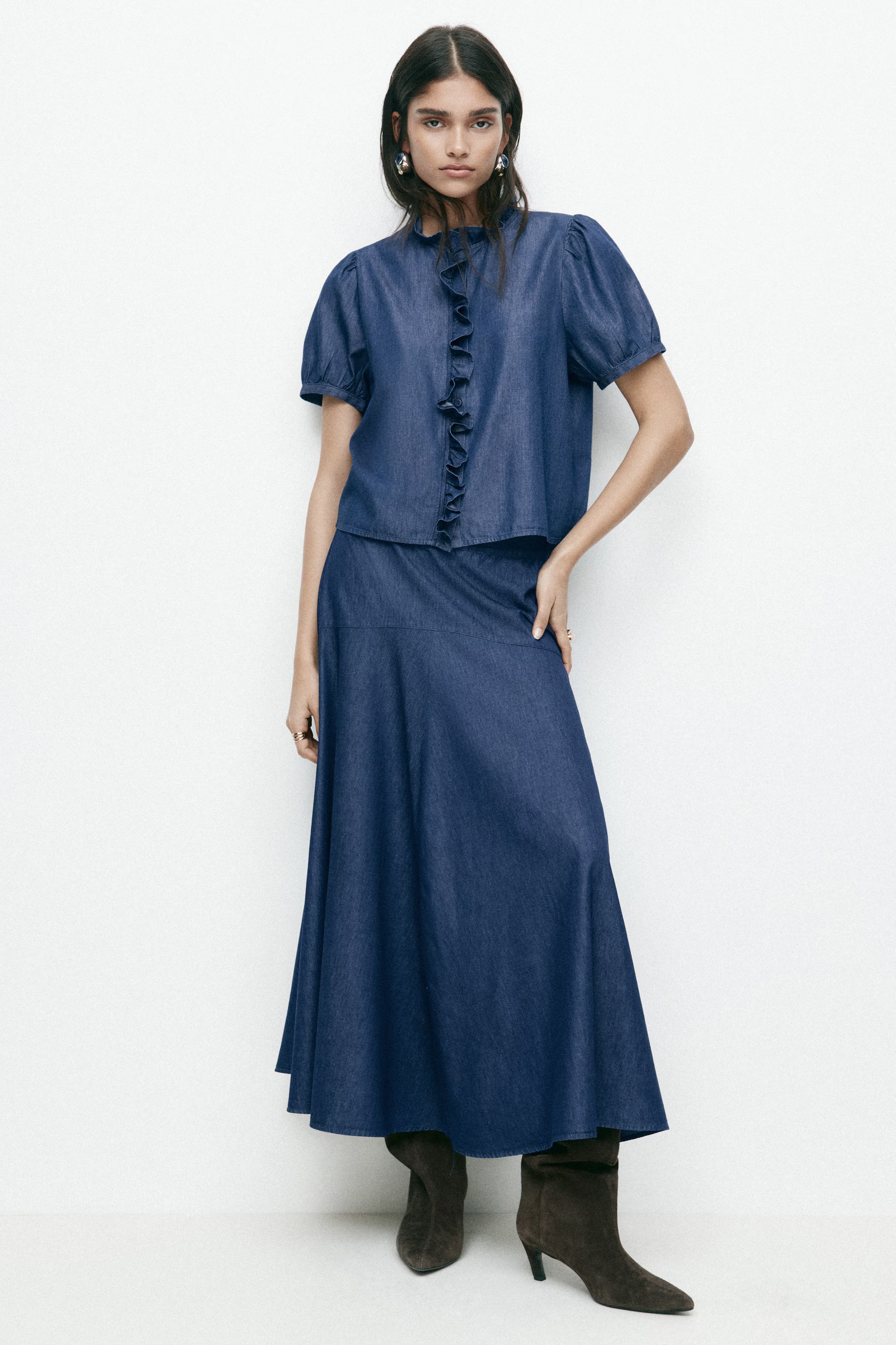 H&amp;amp;M, Frill-Trimmed Denim Blouse