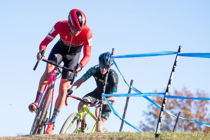 Cody Kizer (LangeTwins/Specialized) tops the climb