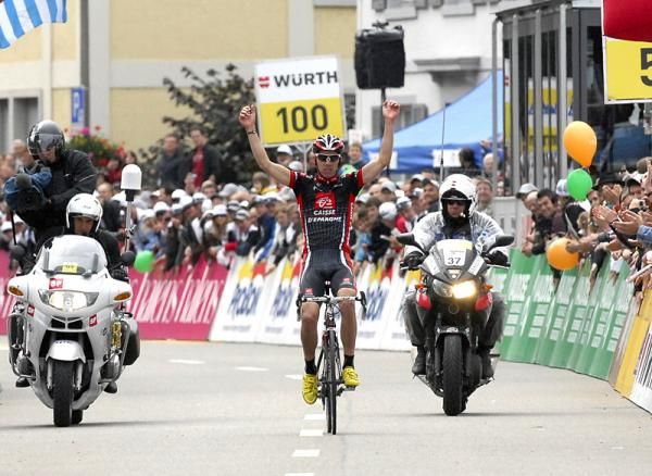 Rui Alberto Faria Da Costa (Caisse d'Epargne) soloed to victory in stage eight.