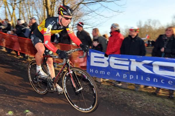 Belgian champion Sven Nys (Landbouwkrediet) finished fourth in Li&eacute;vin.
