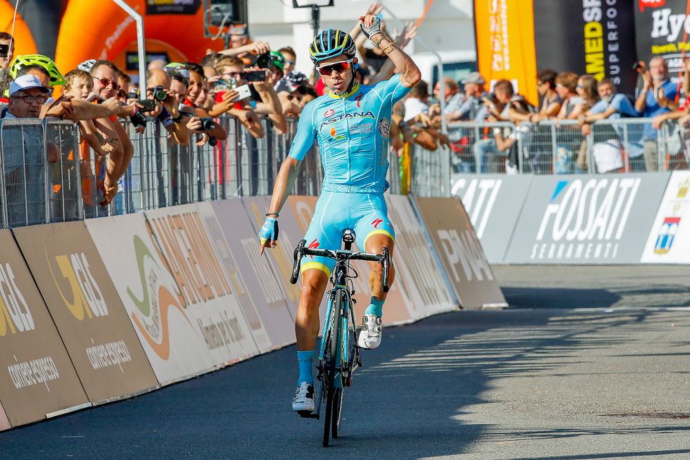 Migeul Angel Lopez wins the 2016 Milano-Torino