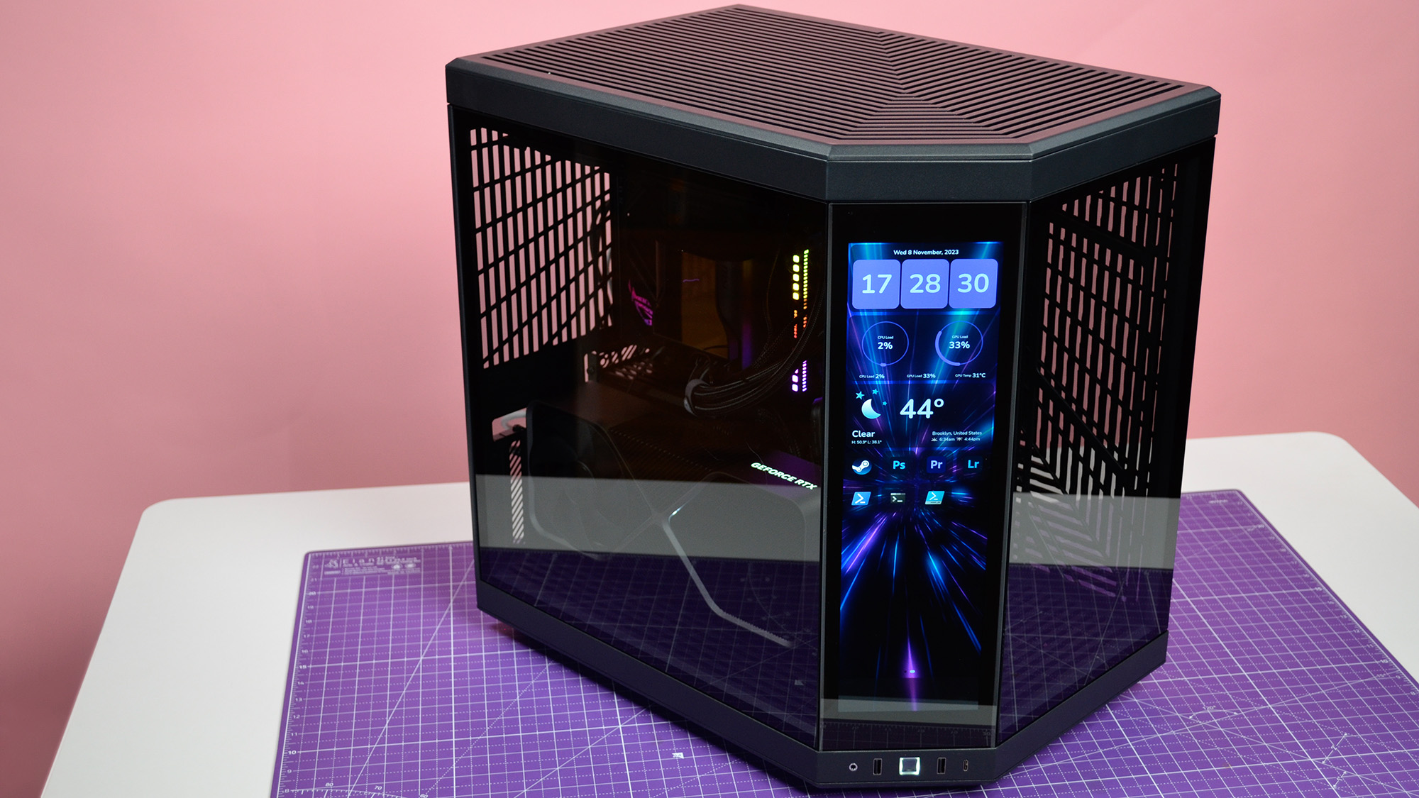 PC Case With a 4K Touch Screen? Hyte Y70 Touch ULTIMATE Unboxing Build and  Review 