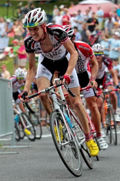 Local boy Tyler Wren (Jamis/Sutter Home) puts in a hard effort to help bring back what is left of the break.