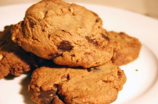 Chocolate and salted caramel cookies