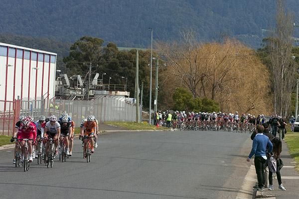 The peloton was pulled out of the race by commissaires with three laps to go.