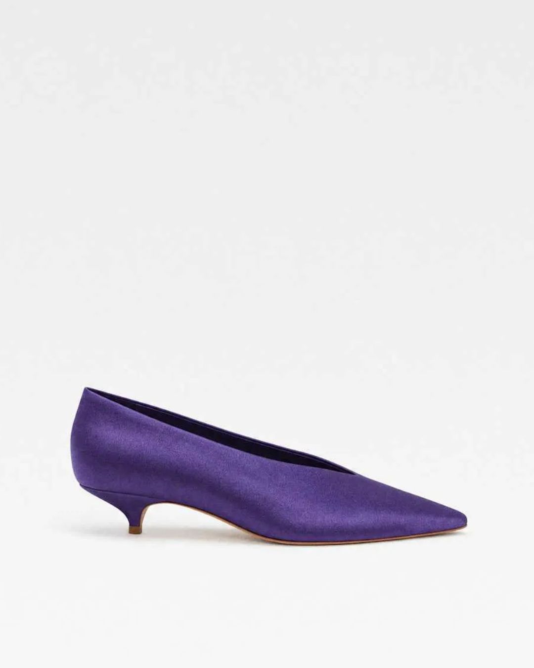 Calista Kitten Heel Pump