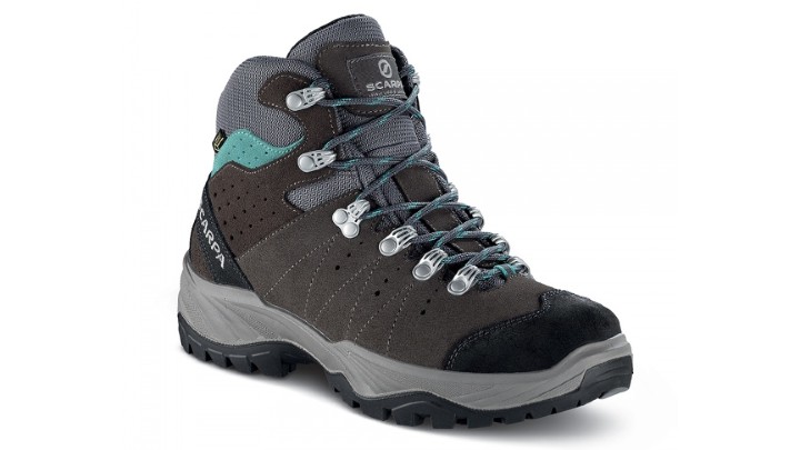 The best women's hiking boots 2024: tested by experts | Advnture