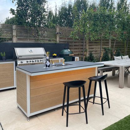 How to plan an outdoor kitchen - 10 expert tips for getting started ...