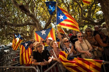 Spain's Catalonia region calls for independence vote