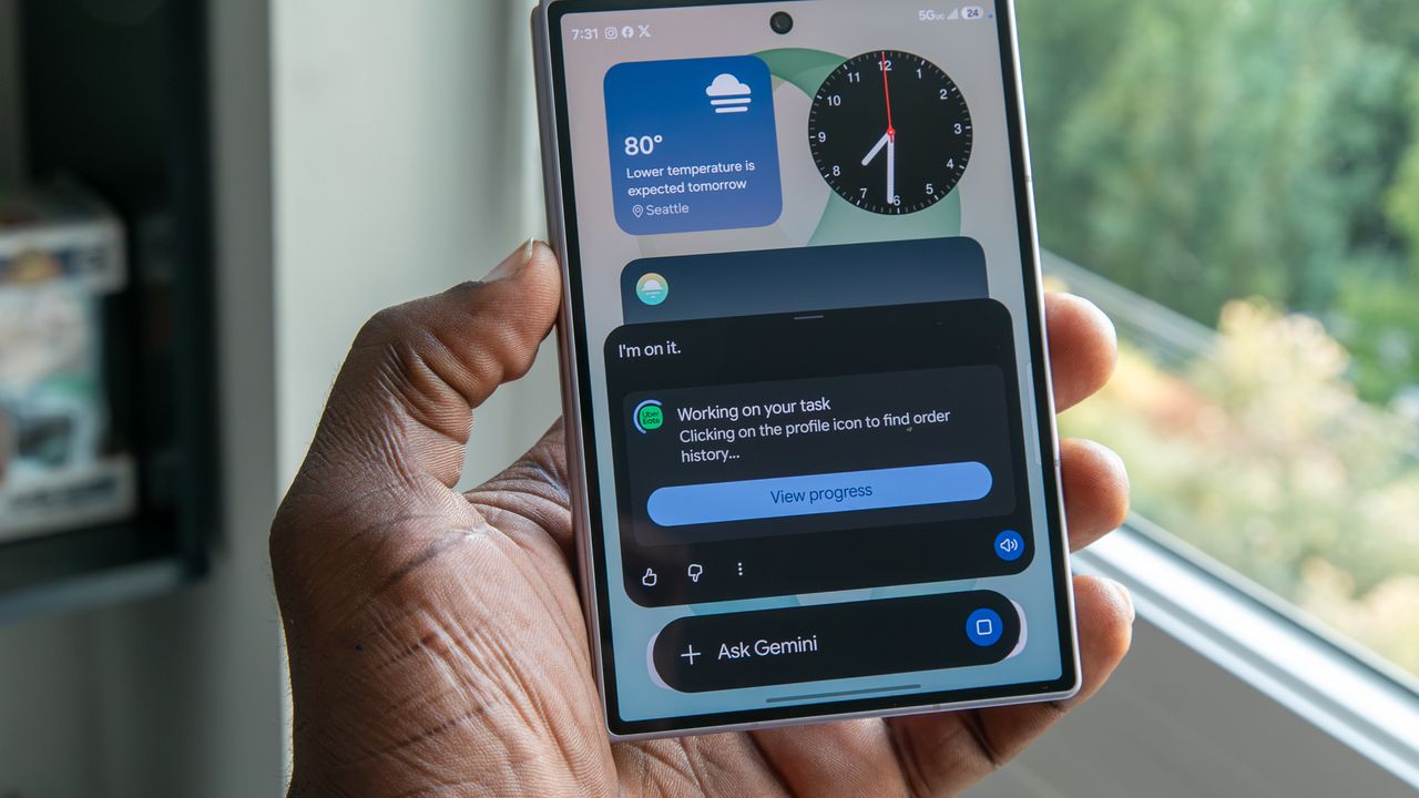 Gemini Intelligence on the Galaxy Z Fold 8
