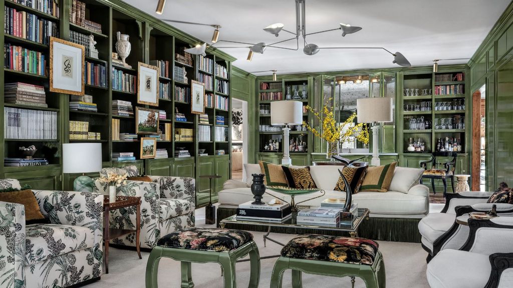 Living room color trends 2025: 8 stylish shades to embrace | Homes and ...
