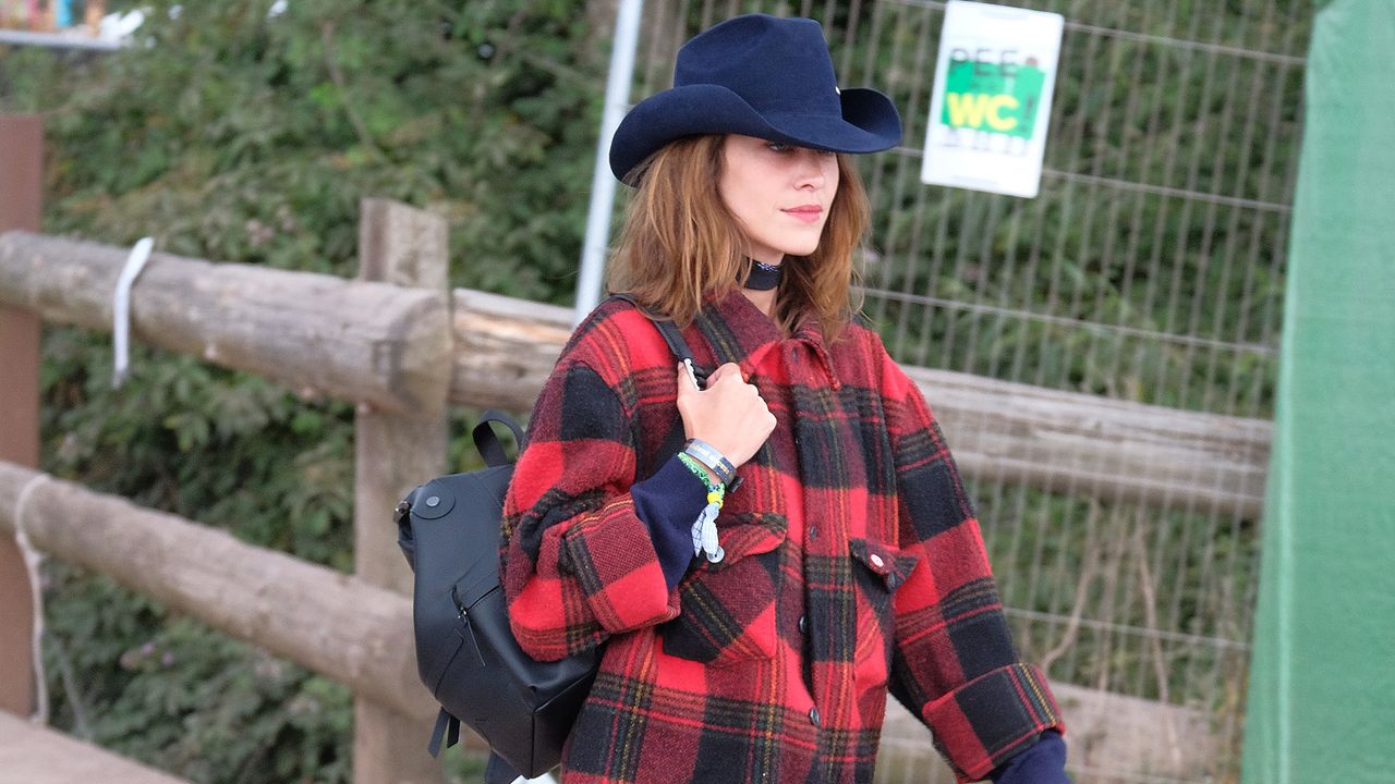 Alexa Chung Glastonbury