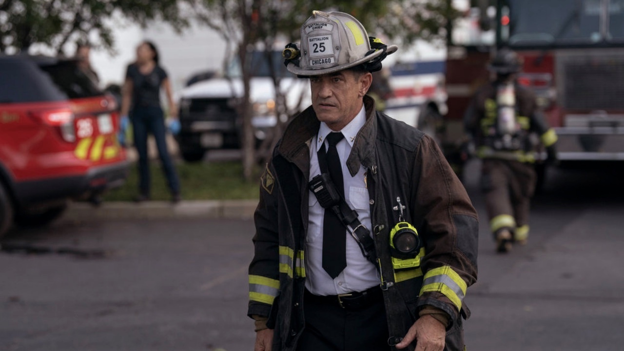 Dermot Mulroney Looks Good In That Chicago Fire Chief's Uniform, But I'm Really Going To Miss Boden