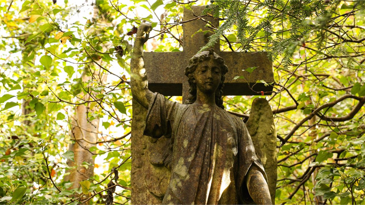 A view of a tombstone