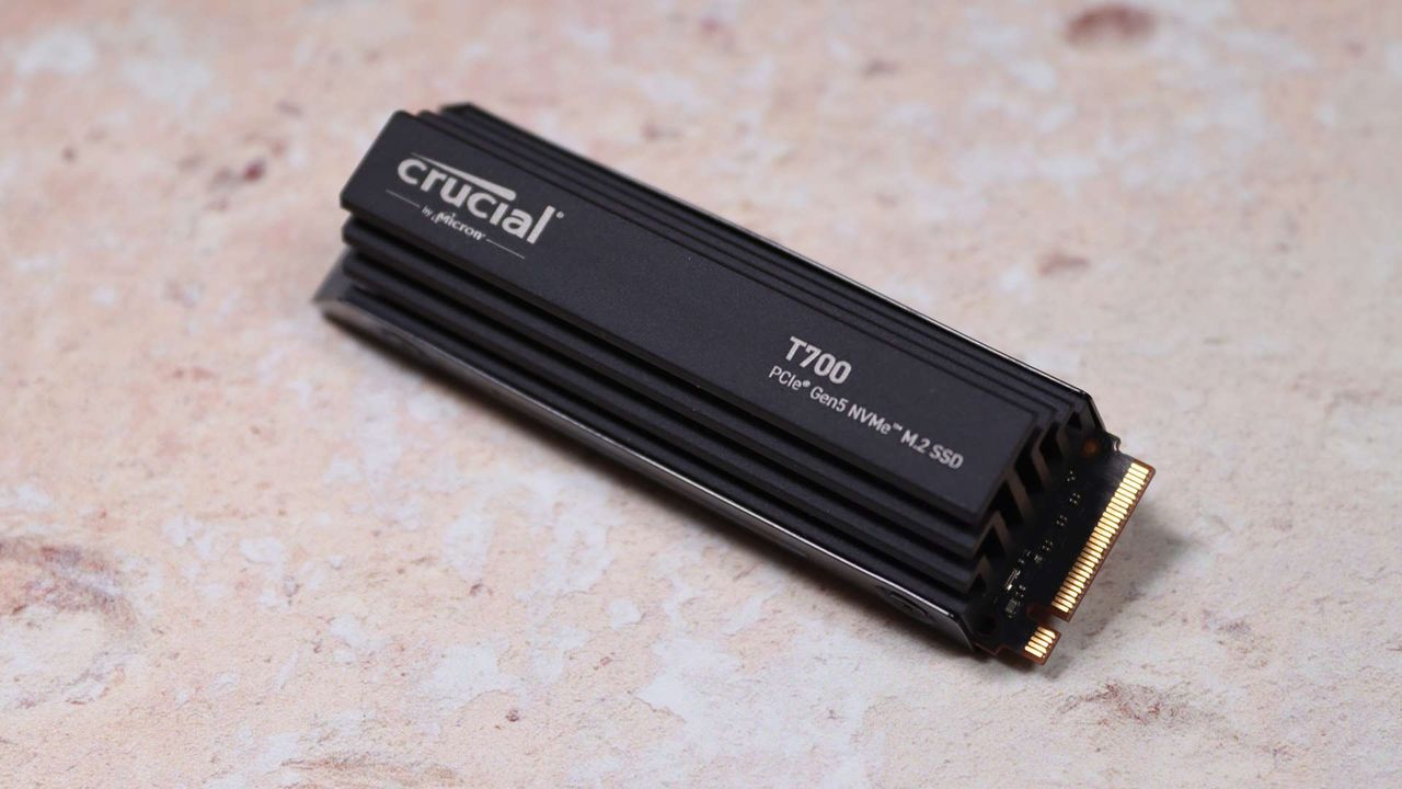 Crucial T700 SSD