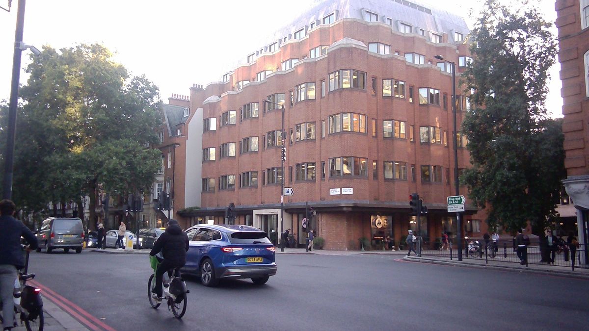 Sample image taken with Godox C100, showing street scene in London's Victoria