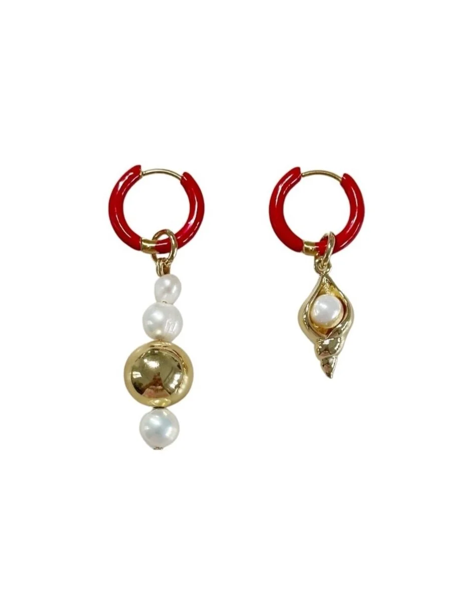 Comino Pearly Earrings &amp;mdash; N O T T E