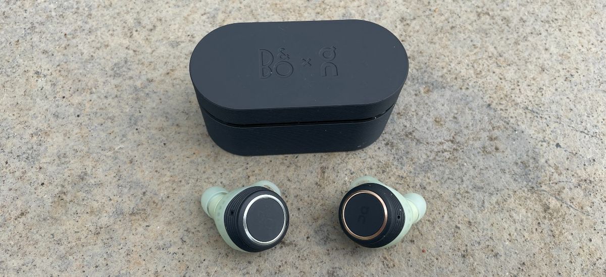 B&amp;O Beoplay wireless sport headphones