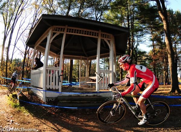 Justine Lindine (Bikereg.com/ Joe&rsquo;s Garage) leading McNicholas around the gazebo