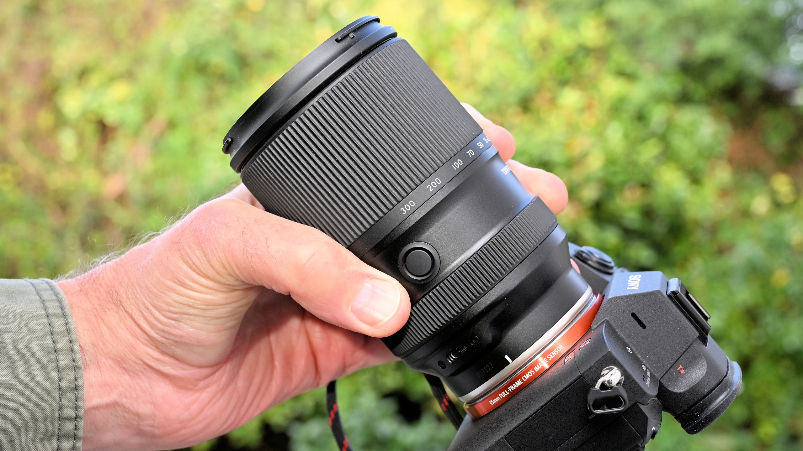 Tamron 28-300mm f/4-7.1 Di III VC VXD product image