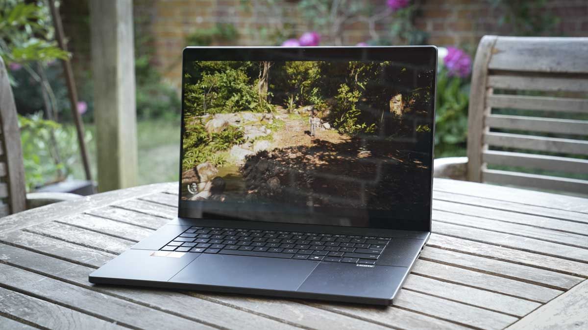 2025 کی فوٹو ایڈیٹنگ کے لئے بہترین لیپ ٹاپ: فوٹوگرافروں اور ڈیزائنرز کے لئے ٹاپ چنتا ہے