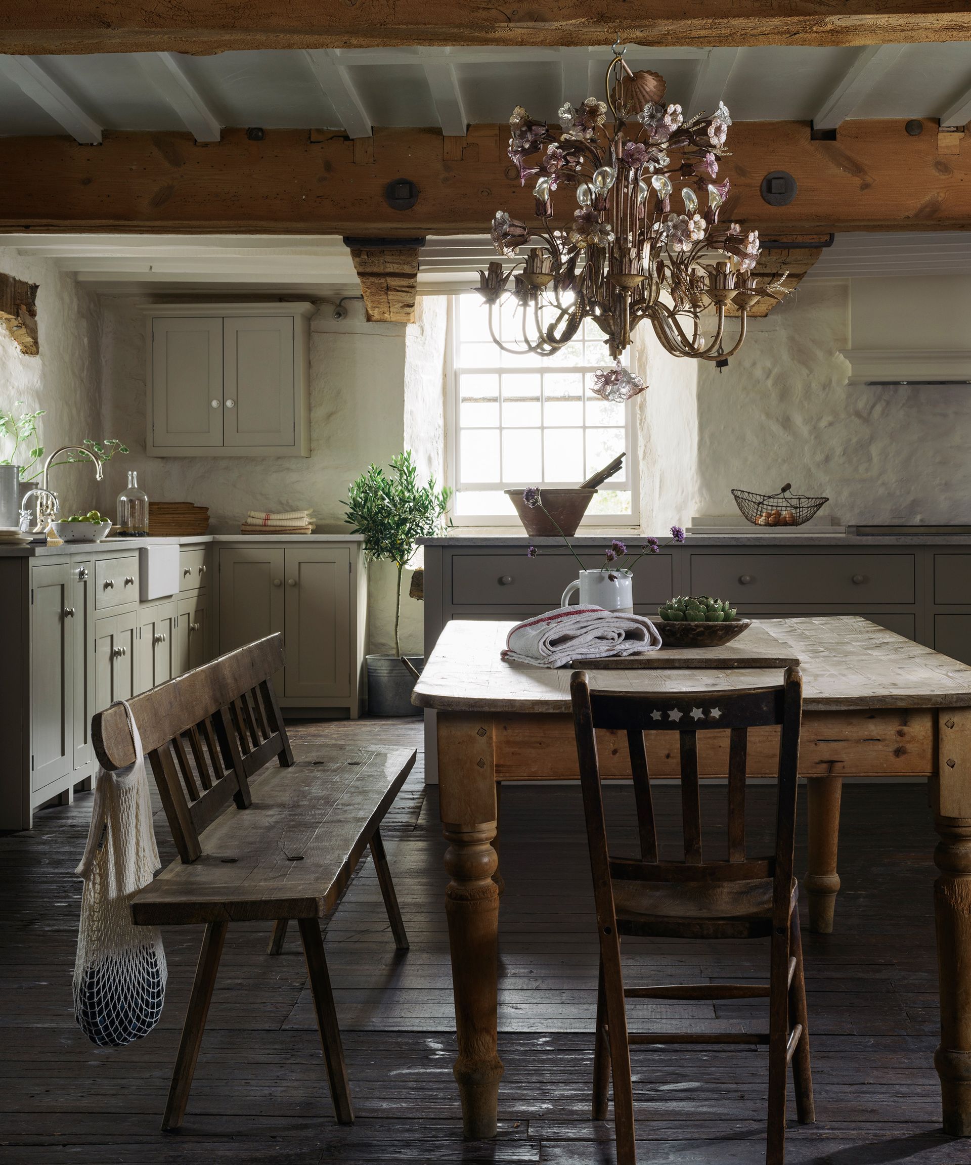 Country-kitchen-ideas-2-DeVOl-The-Real-Shaker-Kitchen