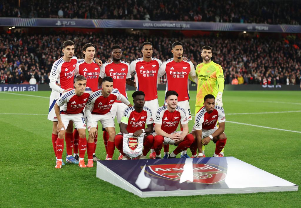 LONDON, ENGLAND - OCTOBER 01: Arsenal team group photo during the UEFA Champions League 2024/25 League Phase MD2 match between Arsenal FC and Paris Saint-Germain at on October 01, 2024 in London, England. (Photo by Catherine Ivill - AMA/Getty Images)