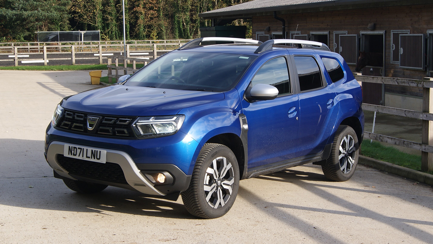 Dacia Duster side on