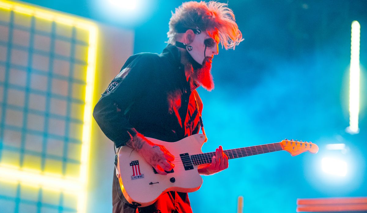 Jim Root performs with Slipknot at the 52nd Festival D&#039;été Quebec (FEQ2019) on the Bell Stage at the Plains of Abraham in The Battlefields Park on July 8, 2019 in Quebec City, Canada