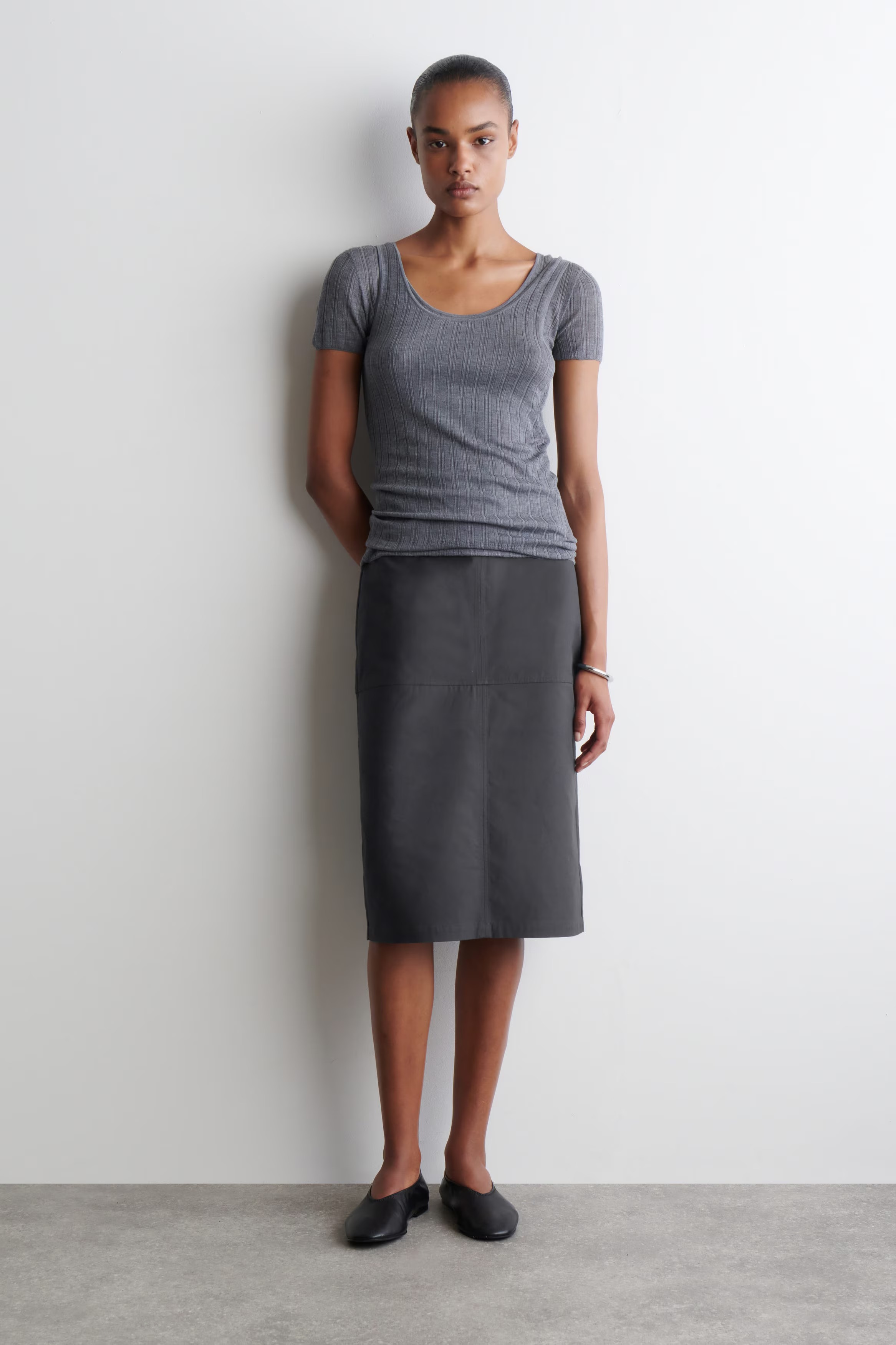 COS COTTON PENCIL SKIRT.