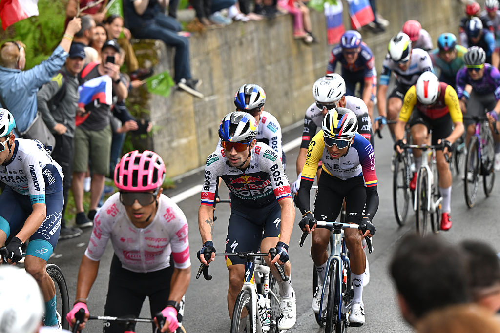 Primoz Roglic and Egan Bernal during stage 14 at the Giro d&#039;Italia