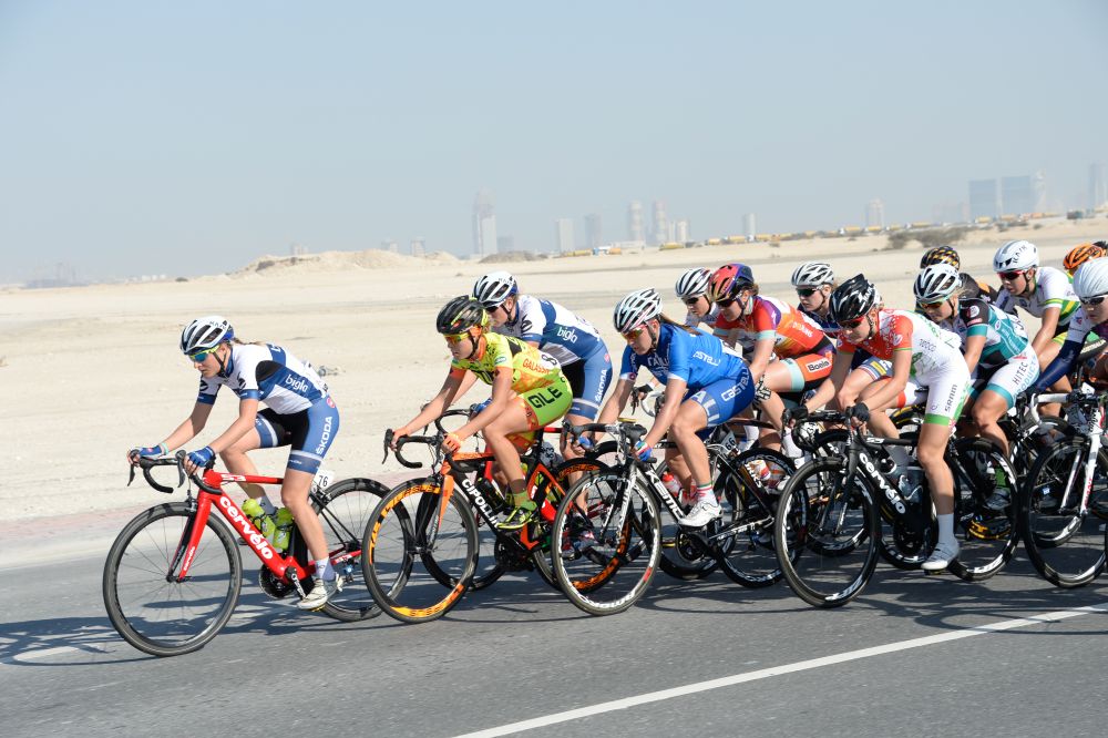 The peloton on stage 3