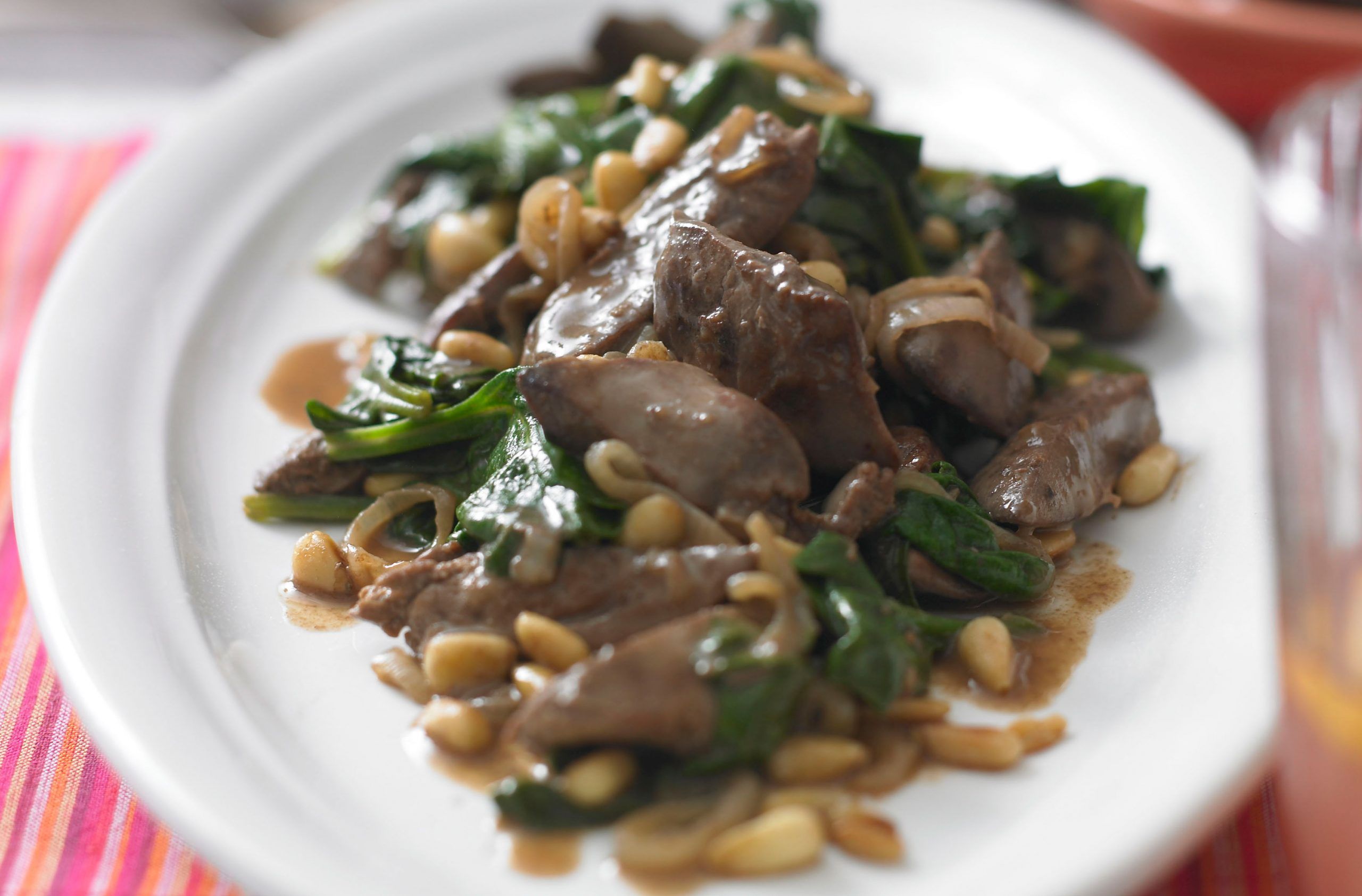 Pan-fried chicken livers with sherry and spinach | Spanish Recipes | GoodtoKnow