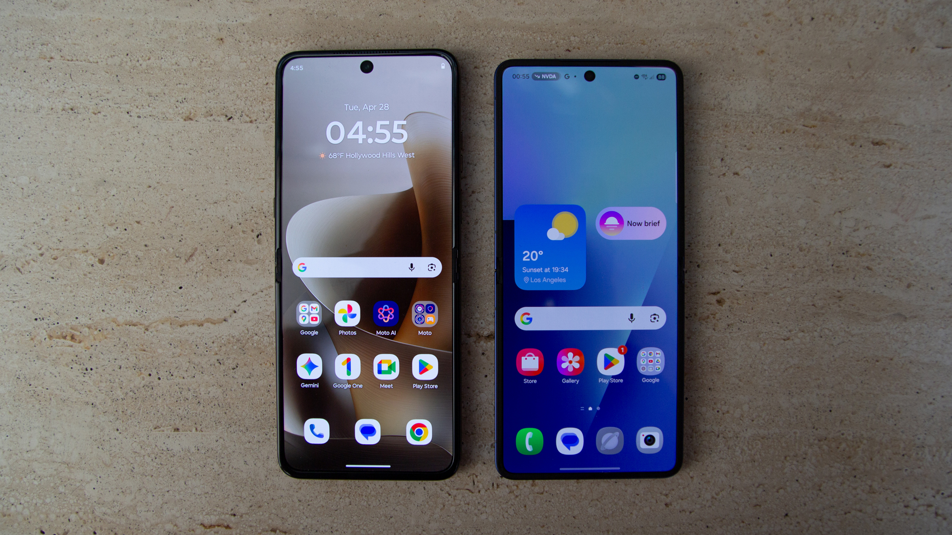 Motorola Razr 70 Ultra vs Samsung Galaxy Z Flip 7
