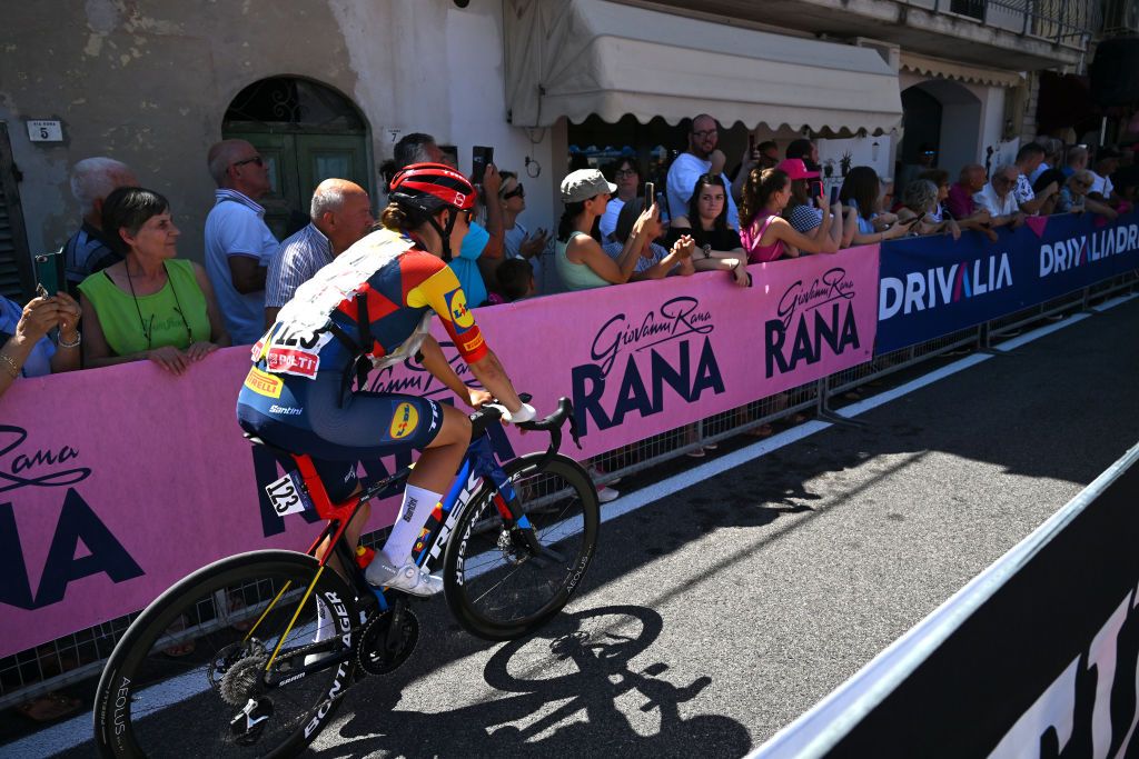FRONTONE ITALY JULY 11 Lucinda Brand of The Netherlands and Team Lidl Trek prior to the 35th Giro dItalia Women 2024 Stage 5 a 108km stage from Frontone to Foligno UCIWWT on July 11 2024 in Frontone Italy Photo by Luc ClaessenGetty Images