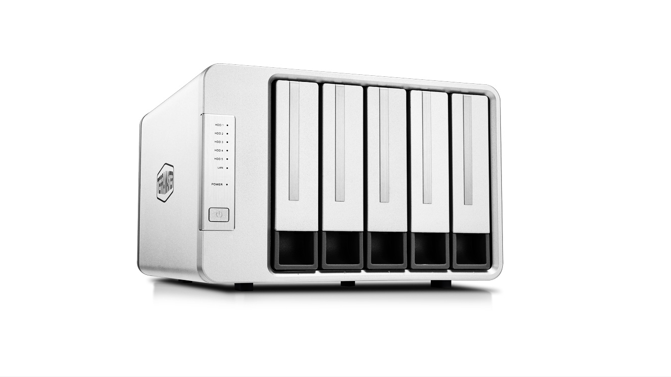 TerraMaster F5-422 NAS