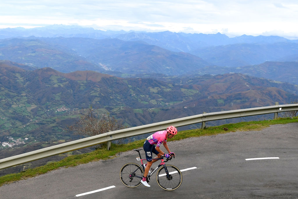 ALTO-DE-L&#039;ANGLIRU, SPAIN - NOVEMBER 01: Hugh Carthy of The United Kingdom and Team EF Pro Cycling / during the 75th Tour of Spain 2020, Stage 12 a 109,4km stage from Pola de Laviana to Alto de l&#039;Angliru 1560m / @lavuelta / #LaVuelta20 / La Vuelta / on November 01, 2020 in Alto de l&#039;Angliru, Spain. (Photo by David Ramos/Getty Images)
