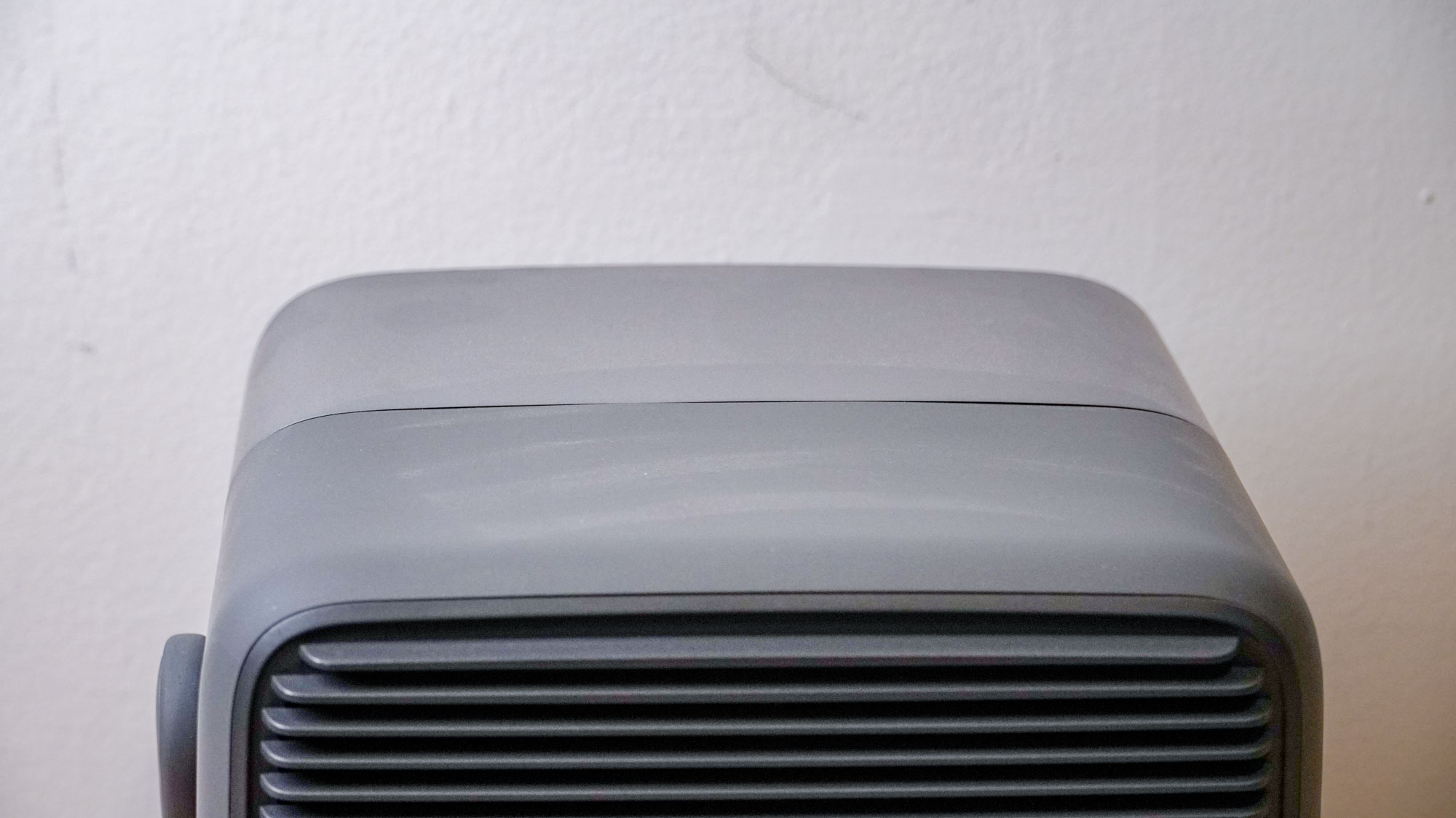 The vents on the back of a JMGO N1S Ultimate projector.