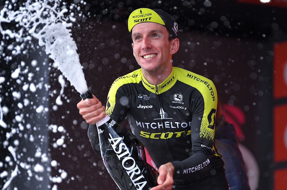 Simon Yates (Mitchelton-Scott) celebrates his stage 9 victory on Gran Sasso d'Italia