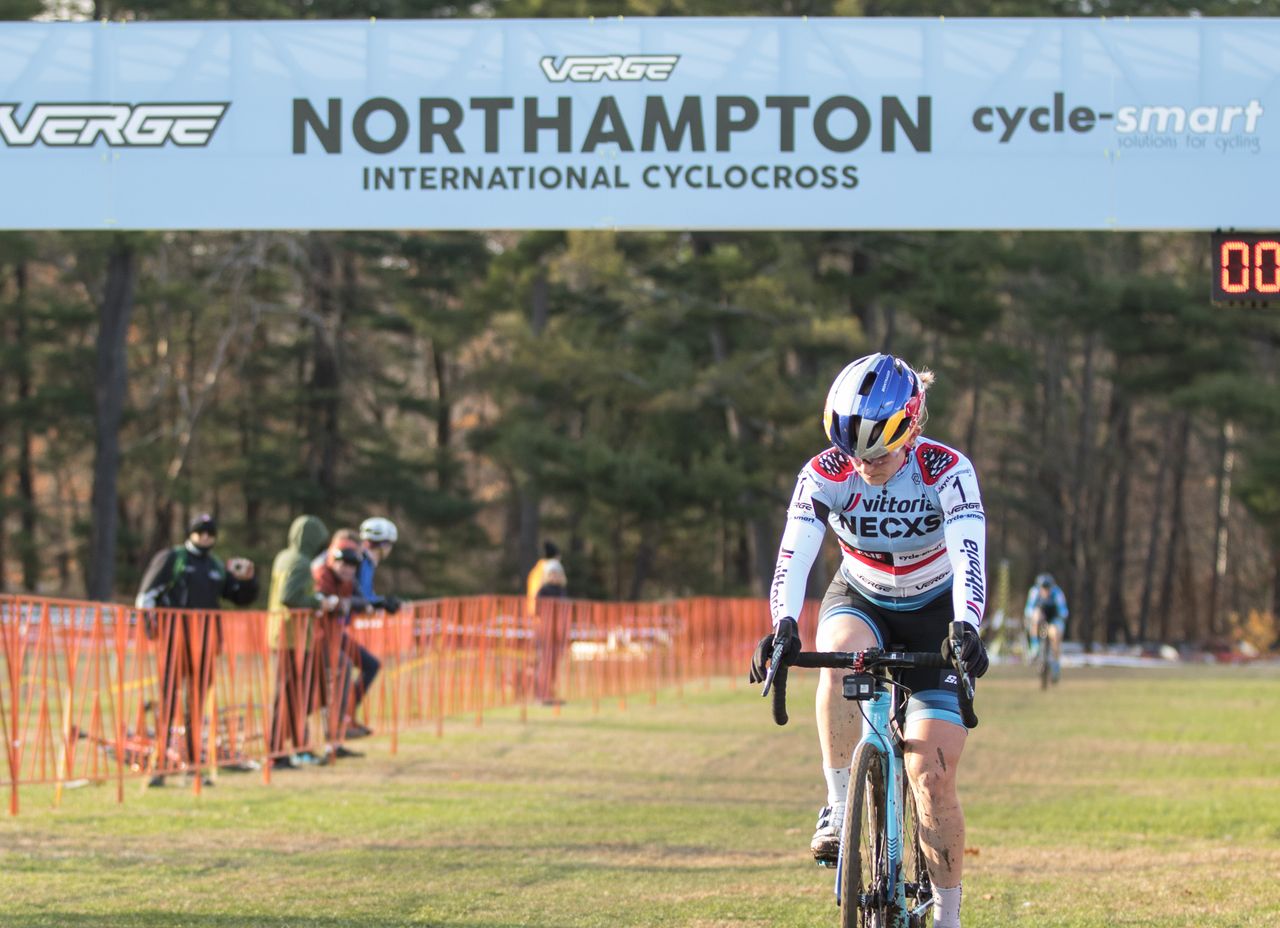 Ellen Noble (Trek) solos to victory