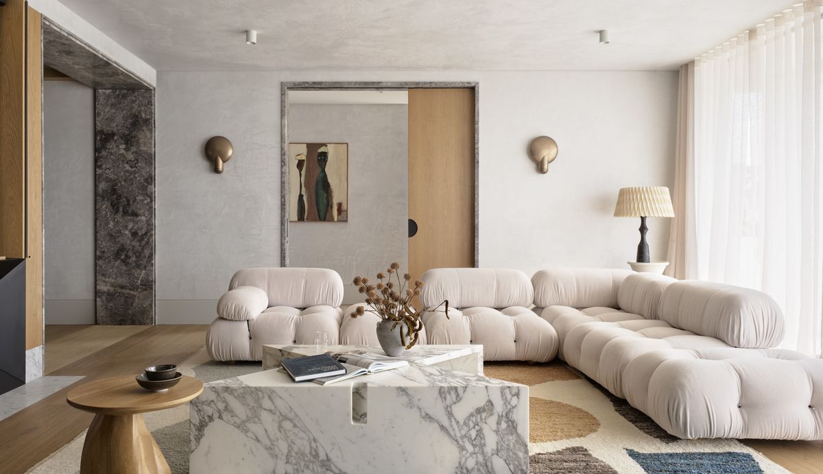 9 Sofa Trends for 2024 That Set the Tone for Living Rooms