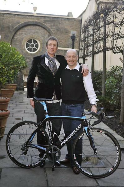 Bradley Wiggins and Team Sky manager David Brailsford.