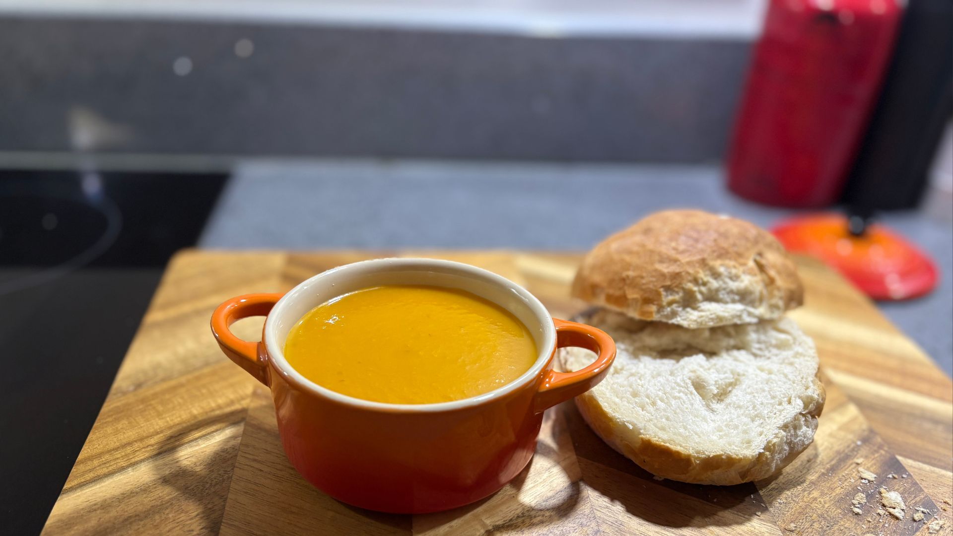 Testing the Le Creuset Petite Casserole Dish