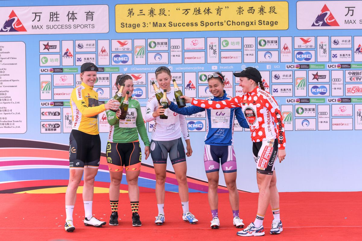 Champagne for the classification winners
