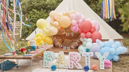 balloon decorations in garden