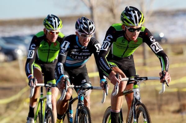 Jamey Driscoll (Cannondale-Cyclocrossworld) leads the break of three onto the last lap.